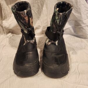 Kids Camouflage Black Boots